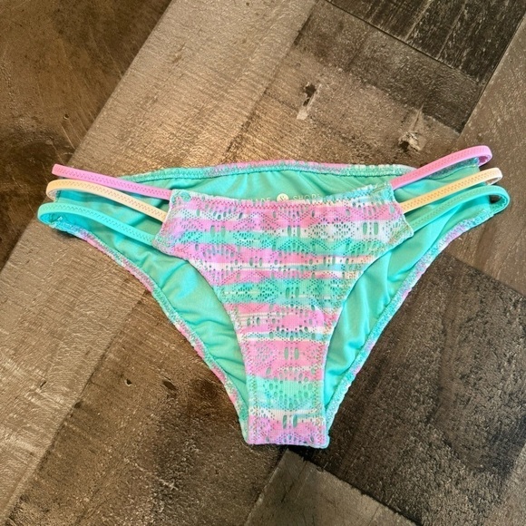 NWOT Shade & Shore Bikini Bottoms XS - Picture 1 of 5